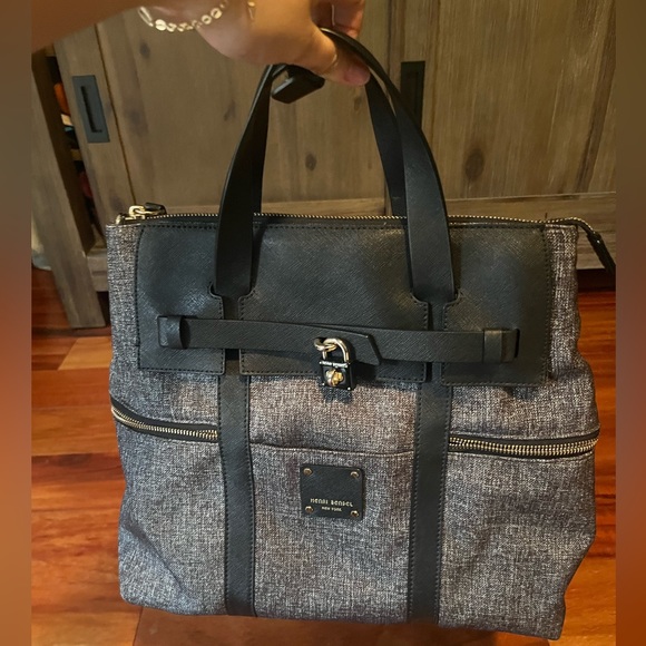 henri bendel Handbags - Henri Bendel Jetsetter Backpack, Excellent Condition